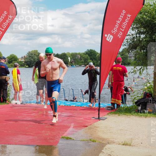 16.06.2024 - 7 Türme Triathlon KatJ http://msf.ph/oto/6317925 16.06.2024 11:54:42 Schwimmen 310, 311, 318, 321, 342, 364, 383, 388, 394, 420, 446, 461, 484, 490, 501, 524, 528, 533, 543, 547, 585, 607, 610 meine-sportfotos.de