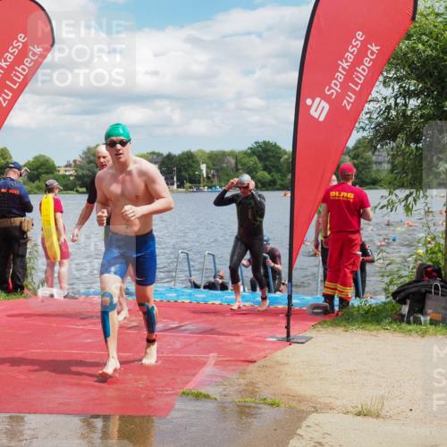 16.06.2024 - 7 Türme Triathlon KatJ http://msf.ph/oto/6317937 16.06.2024 11:54:42 Schwimmen 310, 311, 318, 321, 342, 364, 383, 388, 394, 420, 446, 461, 484, 490, 501, 524, 528, 533, 543, 547, 585, 607, 610 meine-sportfotos.de