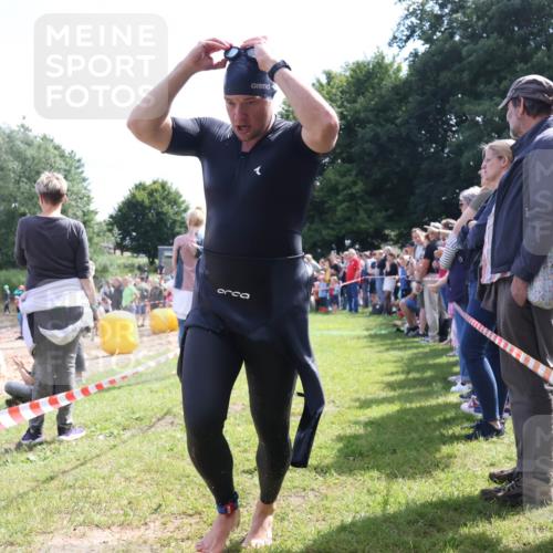 16.06.2024 - 26. Vierlanden-Triathlon Lena Gebhardt http://msf.ph/oto/6317945 16.06.2024 10:56:42 Schwimmen 231, 250, 296, 352, 353, 231, 250, 296, 352, 353 meine-sportfotos.de