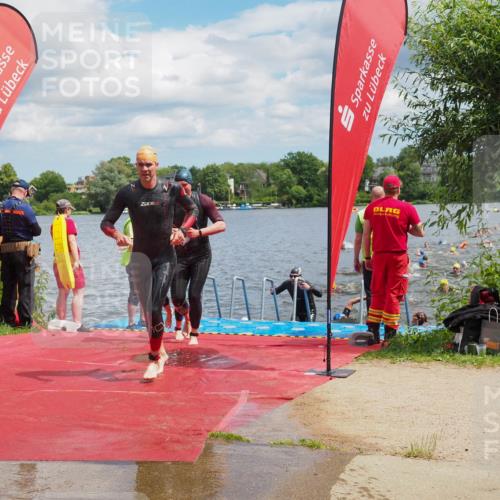 16.06.2024 - 7 Türme Triathlon KatJ http://msf.ph/oto/6317966 16.06.2024 11:54:47 Schwimmen 310, 311, 318, 321, 342, 364, 383, 388, 394, 412, 420, 446, 461, 477, 479, 484, 490, 501, 524, 533, 543, 547, 585, 610 meine-sportfotos.de