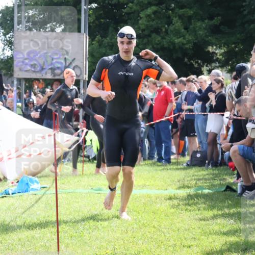 16.06.2024 - 26. Vierlanden-Triathlon Lena Gebhardt http://msf.ph/oto/6317967 16.06.2024 10:56:52 Schwimmen 231, 287, 289, 296, 313, 324, 352, 231, 287, 289, 296, 313, 324, 352 meine-sportfotos.de