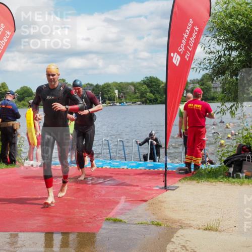 16.06.2024 - 7 Türme Triathlon KatJ http://msf.ph/oto/6317974 16.06.2024 11:54:47 Schwimmen 310, 311, 318, 321, 342, 364, 383, 388, 394, 412, 420, 446, 461, 477, 479, 484, 490, 501, 524, 533, 543, 547, 585, 610 meine-sportfotos.de