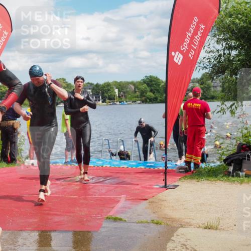 16.06.2024 - 7 Türme Triathlon KatJ http://msf.ph/oto/6317989 16.06.2024 11:54:48 Schwimmen 310, 311, 321, 342, 364, 383, 386, 388, 394, 412, 420, 446, 461, 477, 479, 484, 490, 501, 524, 533, 543, 547, 585, 610 meine-sportfotos.de