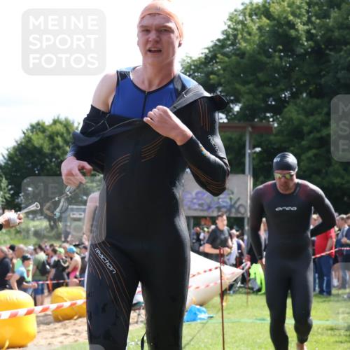 16.06.2024 - 26. Vierlanden-Triathlon Lena Gebhardt http://msf.ph/oto/6318007 16.06.2024 10:56:57 Schwimmen 231, 287, 289, 313, 324, 352, 231, 287, 289, 313, 324, 352 meine-sportfotos.de