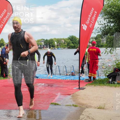 16.06.2024 - 7 Türme Triathlon KatJ http://msf.ph/oto/6318025 16.06.2024 11:54:52 Schwimmen 310, 311, 321, 323, 364, 383, 386, 388, 394, 412, 420, 446, 461, 477, 479, 484, 490, 501, 524, 533, 543, 585, 610 meine-sportfotos.de