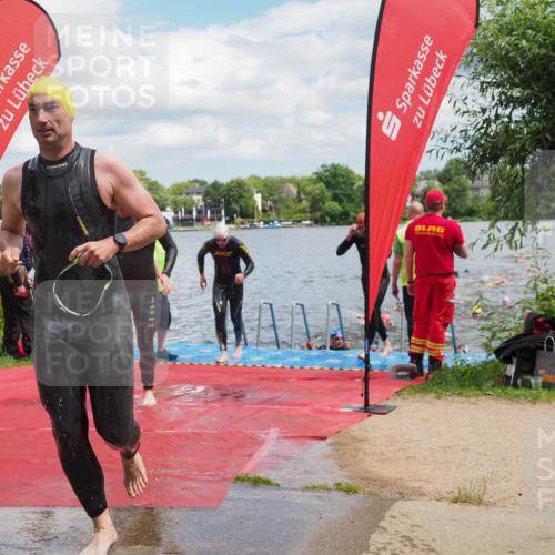 16.06.2024 - 7 Türme Triathlon KatJ http://msf.ph/oto/6318028 16.06.2024 11:54:52 Schwimmen 310, 311, 321, 323, 364, 383, 386, 388, 394, 412, 420, 446, 461, 477, 479, 484, 490, 501, 524, 533, 543, 585, 610 meine-sportfotos.de
