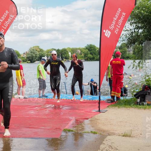 16.06.2024 - 7 Türme Triathlon KatJ http://msf.ph/oto/6318049 16.06.2024 11:54:54 Schwimmen 310, 311, 321, 323, 364, 383, 386, 388, 394, 412, 420, 446, 477, 479, 484, 490, 493, 501, 524, 533, 543, 564, 585, 610 meine-sportfotos.de