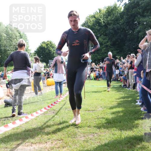 16.06.2024 - 26. Vierlanden-Triathlon Lena Gebhardt http://msf.ph/oto/6318062 16.06.2024 10:57:06 Schwimmen 228, 287, 289, 313, 324, 329, 228, 287, 289, 313, 324, 329 meine-sportfotos.de