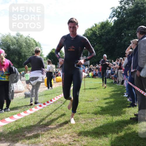 16.06.2024 - 26. Vierlanden-Triathlon Lena Gebhardt http://msf.ph/oto/6318063 16.06.2024 10:57:06 Schwimmen 228, 287, 289, 313, 324, 329, 228, 287, 289, 313, 324, 329 meine-sportfotos.de