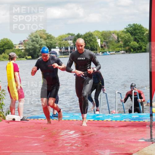 16.06.2024 - 7 Türme Triathlon KatJ http://msf.ph/oto/6318081 16.06.2024 11:54:59 Schwimmen 310, 311, 321, 323, 341, 364, 373, 383, 386, 388, 394, 412, 420, 446, 477, 479, 484, 490, 493, 497, 532, 533, 543, 563, 564, 585, 610 meine-sportfotos.de