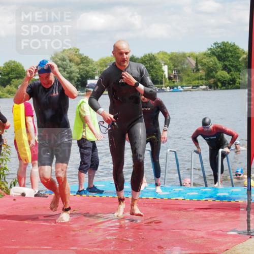 16.06.2024 - 7 Türme Triathlon KatJ http://msf.ph/oto/6318101 16.06.2024 11:55:00 Schwimmen 311, 321, 323, 341, 364, 373, 383, 386, 388, 394, 412, 420, 446, 477, 479, 484, 490, 493, 497, 532, 533, 543, 563, 564, 585, 610 meine-sportfotos.de