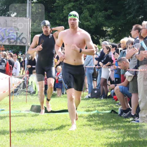 16.06.2024 - 26. Vierlanden-Triathlon Lena Gebhardt http://msf.ph/oto/6318114 16.06.2024 10:57:21 Schwimmen 228, 239, 260, 290, 295, 329, 348, 228, 239, 260, 290, 295, 329, 348 meine-sportfotos.de