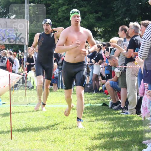 16.06.2024 - 26. Vierlanden-Triathlon Lena Gebhardt http://msf.ph/oto/6318117 16.06.2024 10:57:22 Schwimmen 228, 239, 260, 290, 295, 329, 348, 228, 239, 260, 290, 295, 329, 348 meine-sportfotos.de