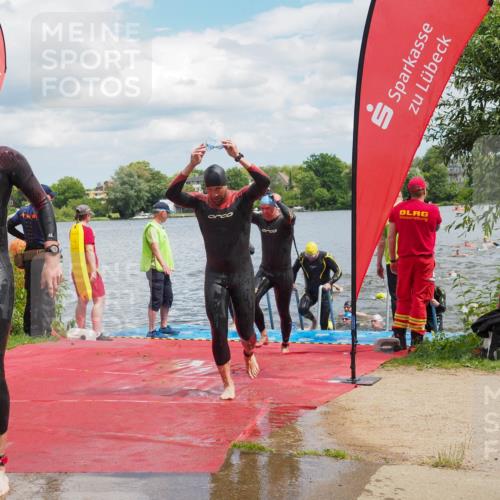 16.06.2024 - 7 Türme Triathlon KatJ http://msf.ph/oto/6318121 16.06.2024 11:55:04 Schwimmen 311, 321, 323, 341, 364, 373, 383, 386, 388, 394, 412, 420, 446, 477, 479, 484, 490, 493, 497, 532, 543, 553, 563, 564, 585, 610 meine-sportfotos.de