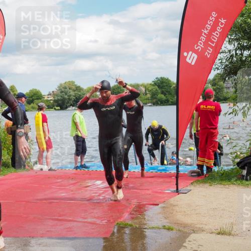 16.06.2024 - 7 Türme Triathlon KatJ http://msf.ph/oto/6318125 16.06.2024 11:55:04 Schwimmen 311, 321, 323, 341, 364, 373, 383, 386, 388, 394, 412, 420, 446, 477, 479, 484, 490, 493, 497, 532, 543, 553, 563, 564, 585, 610 meine-sportfotos.de