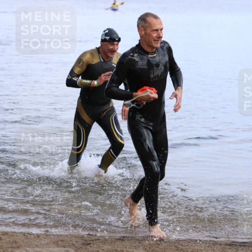 16.06.2024 - 26. Vierlanden-Triathlon Strokosch-Dieckow http://msf.ph/oto/6318134 16.06.2024 10:09:13 Schwimmen 205, 212, 205, 212 meine-sportfotos.de
