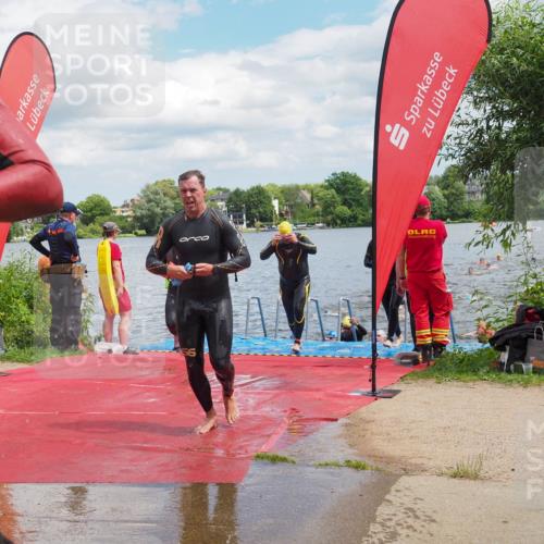 16.06.2024 - 7 Türme Triathlon KatJ http://msf.ph/oto/6318143 16.06.2024 11:55:06 Schwimmen 311, 321, 323, 341, 364, 373, 383, 386, 388, 394, 412, 420, 446, 477, 479, 484, 490, 493, 497, 527, 532, 553, 563, 564, 585, 610 meine-sportfotos.de