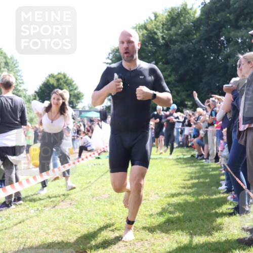 16.06.2024 - 26. Vierlanden-Triathlon Lena Gebhardt http://msf.ph/oto/6318178 16.06.2024 10:57:33 Schwimmen 239, 260, 290, 295, 239, 260, 290, 295 meine-sportfotos.de