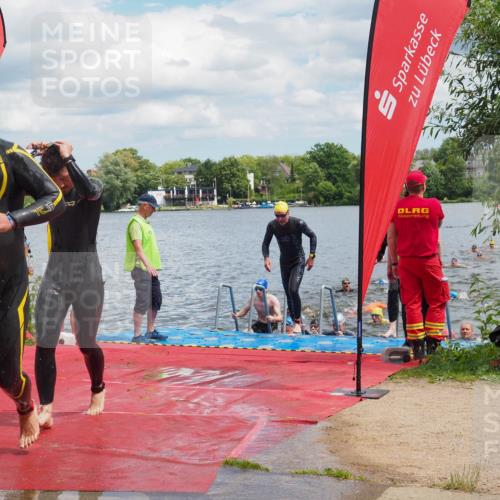 16.06.2024 - 7 Türme Triathlon KatJ http://msf.ph/oto/6318181 16.06.2024 11:55:09 Schwimmen 311, 321, 323, 341, 353, 364, 373, 383, 386, 388, 394, 412, 420, 446, 477, 479, 484, 490, 493, 497, 514, 527, 532, 553, 563, 564, 585 meine-sportfotos.de