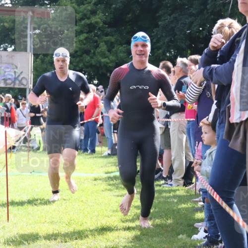 16.06.2024 - 26. Vierlanden-Triathlon Lena Gebhardt http://msf.ph/oto/6318187 16.06.2024 10:57:35 Schwimmen 239, 260, 290, 306, 239, 260, 290, 306 meine-sportfotos.de