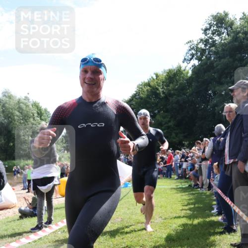 16.06.2024 - 26. Vierlanden-Triathlon Lena Gebhardt http://msf.ph/oto/6318203 16.06.2024 10:57:37 Schwimmen 239, 290, 306, 239, 290, 306 meine-sportfotos.de