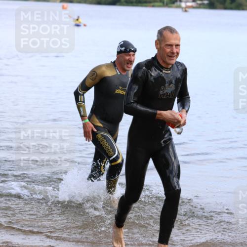 16.06.2024 - 26. Vierlanden-Triathlon Strokosch-Dieckow http://msf.ph/oto/6318219 16.06.2024 10:09:13 Schwimmen 205, 212, 205, 212 meine-sportfotos.de