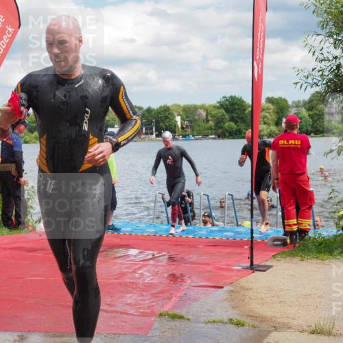 16.06.2024 - 7 Türme Triathlon KatJ http://msf.ph/oto/6318224 16.06.2024 11:55:13 Schwimmen 311, 321, 323, 341, 353, 364, 373, 383, 386, 394, 412, 420, 446, 477, 479, 484, 490, 493, 497, 514, 527, 532, 553, 563, 564, 585 meine-sportfotos.de