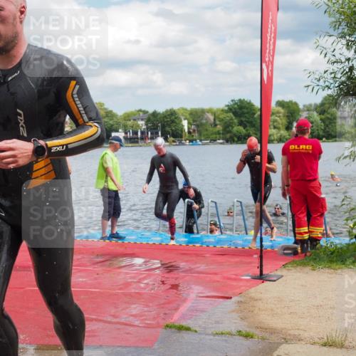 16.06.2024 - 7 Türme Triathlon KatJ http://msf.ph/oto/6318229 16.06.2024 11:55:14 Schwimmen 311, 321, 323, 341, 353, 364, 373, 383, 386, 394, 412, 420, 446, 477, 479, 490, 493, 497, 506, 514, 527, 532, 553, 563, 564 meine-sportfotos.de
