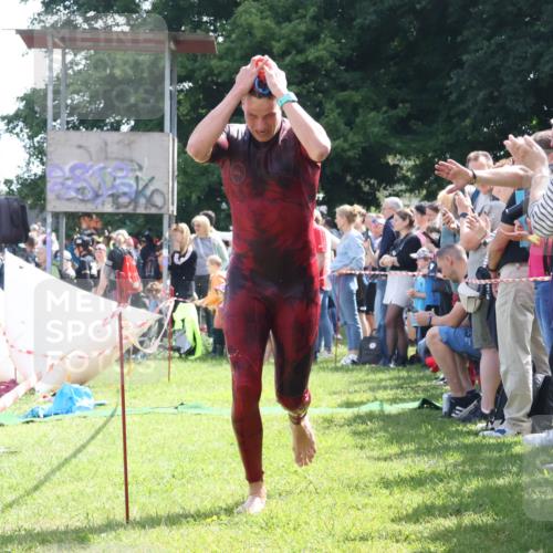 16.06.2024 - 26. Vierlanden-Triathlon Lena Gebhardt http://msf.ph/oto/6318237 16.06.2024 10:57:50 Schwimmen 244, 269, 275, 306, 244, 269, 275, 306 meine-sportfotos.de