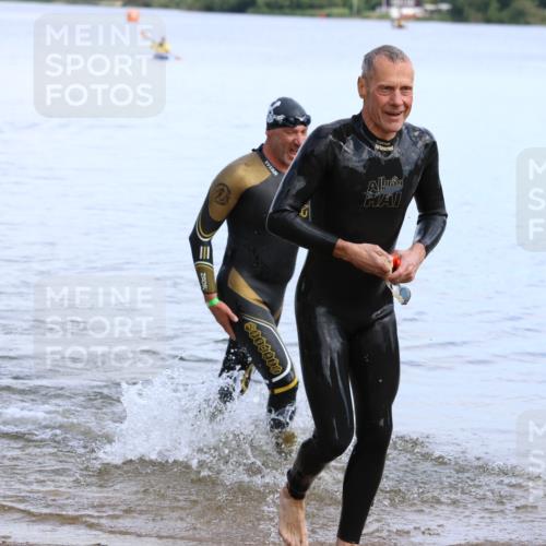 16.06.2024 - 26. Vierlanden-Triathlon Strokosch-Dieckow http://msf.ph/oto/6318238 16.06.2024 10:09:13 Schwimmen 205, 212, 205, 212 meine-sportfotos.de