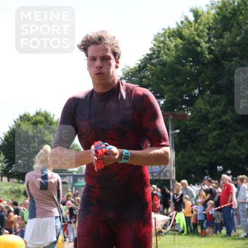 16.06.2024 - 26. Vierlanden-Triathlon Lena Gebhardt http://msf.ph/oto/6318247 16.06.2024 10:57:51 Schwimmen 244, 269, 275, 306, 316, 244, 269, 275, 306, 316 meine-sportfotos.de