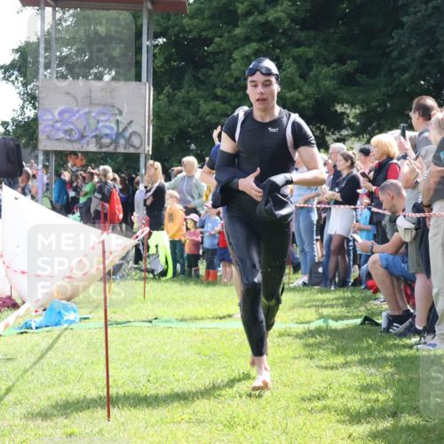 16.06.2024 - 26. Vierlanden-Triathlon Lena Gebhardt http://msf.ph/oto/6318267 16.06.2024 10:57:57 Schwimmen 244, 253, 269, 275, 298, 316, 244, 253, 269, 275, 298, 316 meine-sportfotos.de
