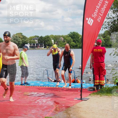 16.06.2024 - 7 Türme Triathlon KatJ http://msf.ph/oto/6318288 16.06.2024 11:55:21 Schwimmen 320, 323, 341, 353, 364, 372, 373, 384, 386, 394, 412, 420, 443, 446, 447, 477, 479, 493, 497, 506, 514, 527, 532, 553, 563, 564 meine-sportfotos.de