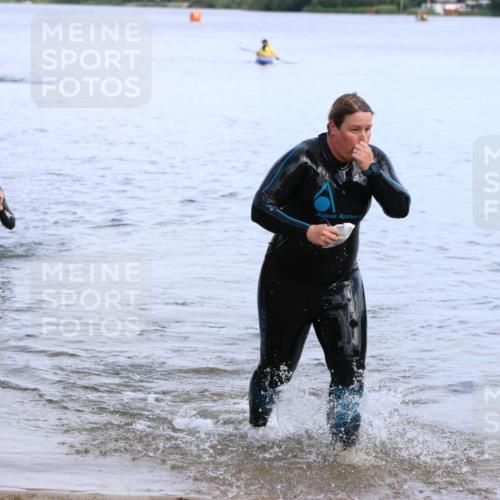 16.06.2024 - 26. Vierlanden-Triathlon Strokosch-Dieckow http://msf.ph/oto/6318300 16.06.2024 10:09:33 Schwimmen 217, 223, 217, 223 meine-sportfotos.de