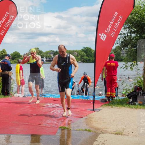 16.06.2024 - 7 Türme Triathlon KatJ http://msf.ph/oto/6318303 16.06.2024 11:55:23 Schwimmen 320, 323, 341, 353, 364, 372, 373, 384, 386, 412, 420, 443, 446, 447, 463, 477, 479, 493, 497, 506, 514, 527, 532, 551, 553, 563, 564 meine-sportfotos.de