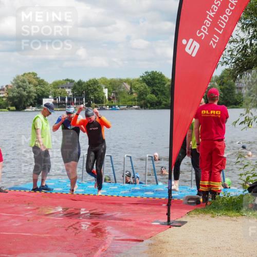 16.06.2024 - 7 Türme Triathlon KatJ http://msf.ph/oto/6318316 16.06.2024 11:55:25 Schwimmen 320, 323, 329, 341, 353, 372, 373, 384, 386, 412, 420, 430, 443, 446, 447, 463, 477, 479, 493, 497, 506, 514, 527, 532, 551, 553, 563, 564 meine-sportfotos.de