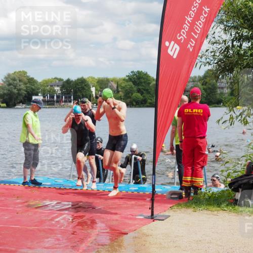 16.06.2024 - 7 Türme Triathlon KatJ http://msf.ph/oto/6318351 16.06.2024 11:55:30 Schwimmen 320, 323, 329, 341, 353, 371, 372, 373, 384, 386, 402, 412, 430, 443, 447, 463, 477, 479, 493, 497, 506, 514, 527, 532, 551, 553, 563, 564 meine-sportfotos.de