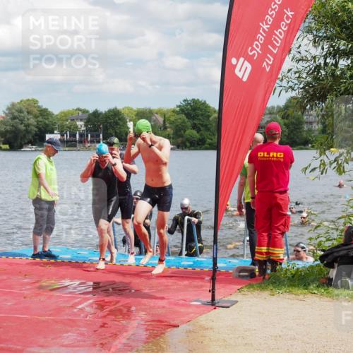 16.06.2024 - 7 Türme Triathlon KatJ http://msf.ph/oto/6318353 16.06.2024 11:55:30 Schwimmen 320, 323, 329, 341, 353, 371, 372, 373, 384, 386, 402, 412, 430, 443, 447, 463, 477, 479, 493, 497, 506, 514, 527, 532, 551, 553, 563, 564 meine-sportfotos.de