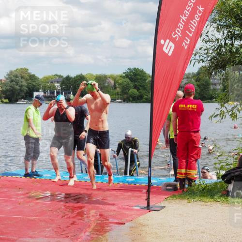 16.06.2024 - 7 Türme Triathlon KatJ http://msf.ph/oto/6318359 16.06.2024 11:55:31 Schwimmen 320, 323, 329, 341, 353, 371, 372, 373, 384, 386, 402, 412, 430, 443, 447, 463, 477, 479, 493, 497, 506, 514, 527, 532, 551, 553, 563, 564 meine-sportfotos.de