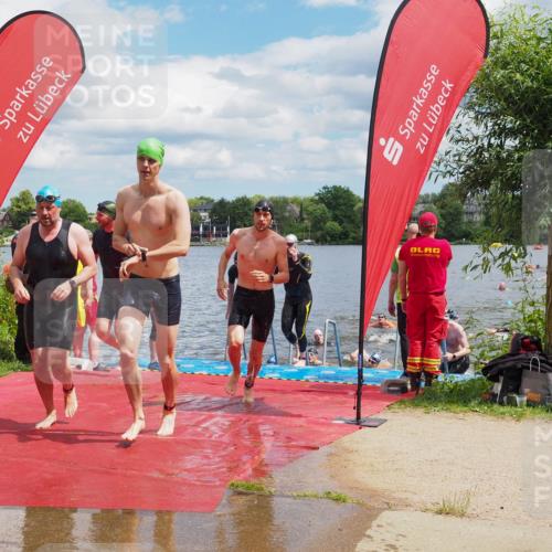16.06.2024 - 7 Türme Triathlon KatJ http://msf.ph/oto/6318371 16.06.2024 11:55:32 Schwimmen 320, 323, 329, 341, 353, 371, 372, 373, 384, 386, 402, 412, 430, 437, 443, 447, 463, 477, 479, 493, 497, 506, 514, 527, 532, 551, 553, 563, 564 meine-sportfotos.de