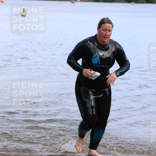 16.06.2024 - 26. Vierlanden-Triathlon Strokosch-Dieckow http://msf.ph/oto/6318373 16.06.2024 10:09:34 Schwimmen 217, 223, 217, 223 meine-sportfotos.de