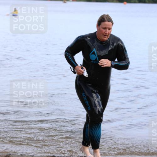 16.06.2024 - 26. Vierlanden-Triathlon Strokosch-Dieckow http://msf.ph/oto/6318381 16.06.2024 10:09:34 Schwimmen 217, 223, 217, 223 meine-sportfotos.de