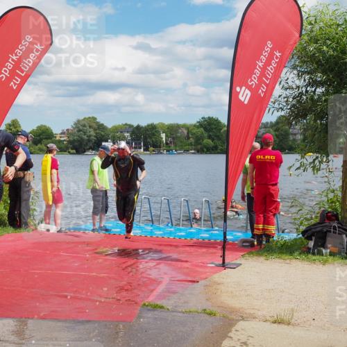 16.06.2024 - 7 Türme Triathlon KatJ http://msf.ph/oto/6318385 16.06.2024 11:55:34 Schwimmen 320, 323, 329, 341, 353, 371, 372, 373, 384, 386, 402, 430, 437, 443, 447, 454, 463, 479, 493, 497, 506, 514, 527, 532, 551, 553, 563, 564 meine-sportfotos.de