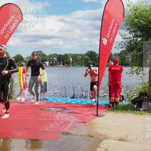 16.06.2024 - 7 Türme Triathlon KatJ http://msf.ph/oto/6318405 16.06.2024 11:55:35 Schwimmen 320, 323, 329, 341, 353, 371, 372, 373, 384, 386, 402, 430, 437, 443, 447, 454, 463, 493, 497, 506, 514, 527, 532, 551, 553, 563, 564 meine-sportfotos.de