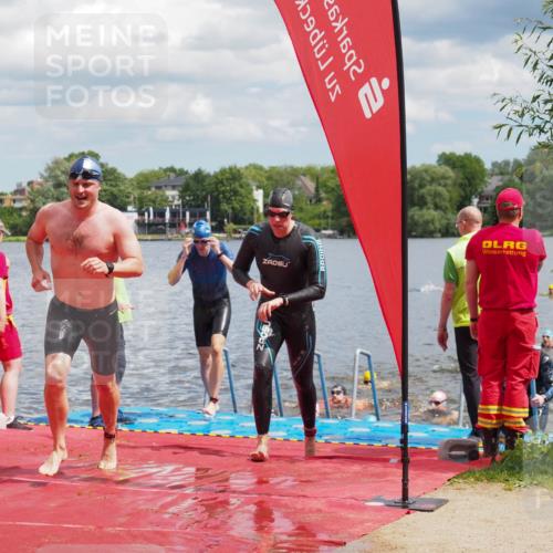 16.06.2024 - 7 Türme Triathlon KatJ http://msf.ph/oto/6318432 16.06.2024 11:55:40 Schwimmen 320, 329, 341, 353, 371, 372, 373, 384, 396, 402, 430, 437, 443, 447, 454, 463, 493, 497, 506, 514, 527, 532, 551, 553, 563, 564 meine-sportfotos.de