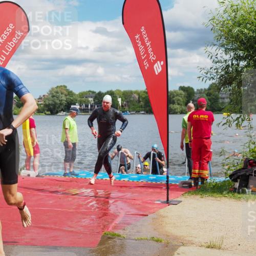 16.06.2024 - 7 Türme Triathlon KatJ http://msf.ph/oto/6318450 16.06.2024 11:55:44 Schwimmen 320, 329, 341, 353, 371, 372, 373, 384, 396, 402, 430, 437, 443, 447, 454, 463, 497, 506, 514, 527, 551, 553, 616 meine-sportfotos.de