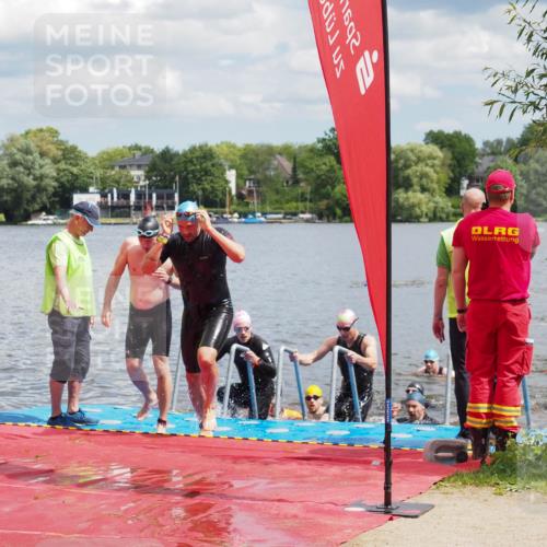 16.06.2024 - 7 Türme Triathlon KatJ http://msf.ph/oto/6318470 16.06.2024 11:55:47 Schwimmen 320, 329, 353, 371, 372, 384, 396, 402, 430, 437, 443, 447, 454, 463, 485, 506, 514, 527, 551, 553, 616 meine-sportfotos.de