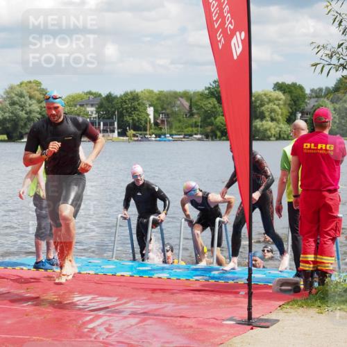 16.06.2024 - 7 Türme Triathlon KatJ http://msf.ph/oto/6318478 16.06.2024 11:55:48 Schwimmen 320, 329, 353, 371, 372, 384, 396, 402, 430, 437, 443, 447, 454, 463, 485, 506, 514, 527, 551, 553, 616 meine-sportfotos.de
