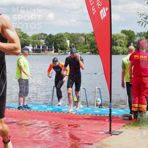 16.06.2024 - 7 Türme Triathlon KatJ http://msf.ph/oto/6318502 16.06.2024 11:55:53 Schwimmen 320, 329, 353, 371, 372, 384, 396, 402, 430, 437, 443, 447, 454, 463, 485, 506, 514, 527, 551, 599, 616 meine-sportfotos.de