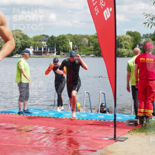 16.06.2024 - 7 Türme Triathlon KatJ http://msf.ph/oto/6318506 16.06.2024 11:55:54 Schwimmen 320, 329, 353, 371, 372, 384, 396, 402, 430, 437, 443, 447, 454, 463, 485, 506, 514, 551, 599, 616 meine-sportfotos.de